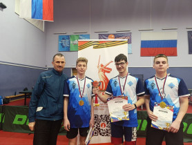 муниципальные соревнования по настольному теннису "Резвый мяч".