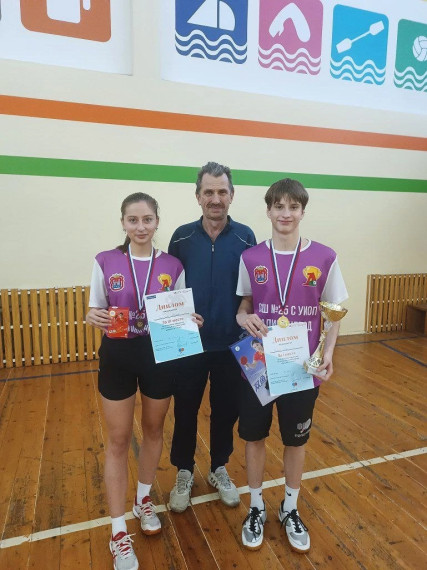 Открытый турнир по настольному теннису среди молодёжи от 14 лет.