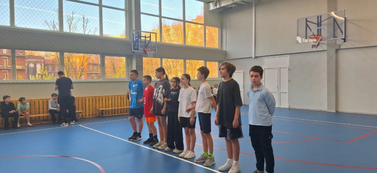 Соревнования по игре «Снайпер».